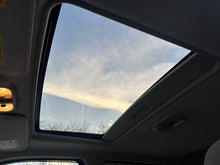 Load image into Gallery viewer, 2007 Ford Escape XLT
