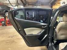 Load image into Gallery viewer, 2015 Mazda Mazda 3 Touring
