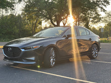 Load image into Gallery viewer, 2021 Mazda Mazda 3 AWD Select

