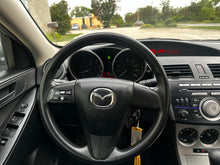 Load image into Gallery viewer, 2010 Mazda Mazda 3i sport
