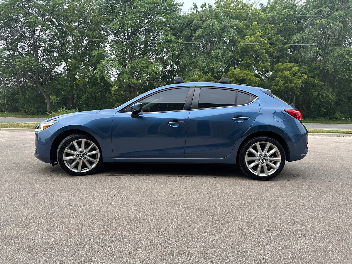 2017 Mazda 3 S Grand Touring
