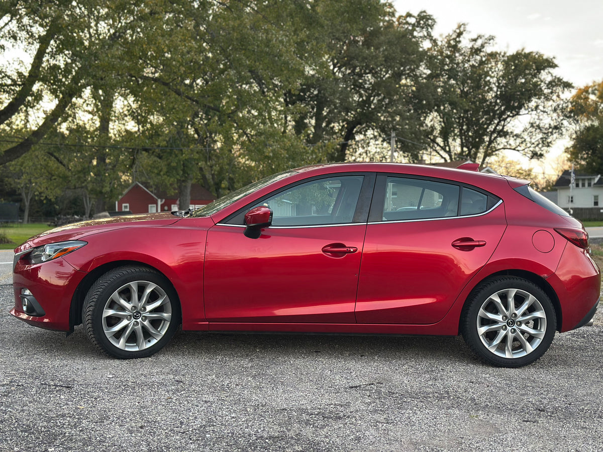 2015 Mazda Mazda 3S Grand Touring Hatchback