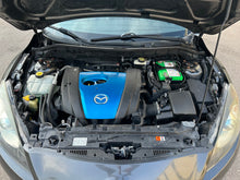 Load image into Gallery viewer, 2013 Mazda Mazda 3i SV Grand Touring
