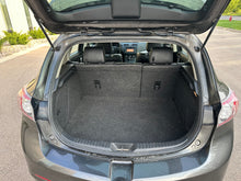 Load image into Gallery viewer, 2013 Mazda Mazda 3i SV Grand Touring
