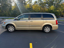 Load image into Gallery viewer, 2012 Chrysler Town and Country Touring
