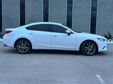 Load image into Gallery viewer, 2015 Mazda Mazda 6 Touring
