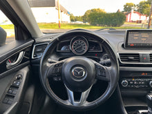 Load image into Gallery viewer, 2014 Mazda Mazda 3i Touring
