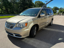 Load image into Gallery viewer, 2013 Chrysler Town and Country Touring L
