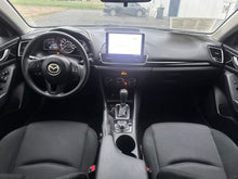 Load image into Gallery viewer, 2016 Mazda Mazda 3i Sport
