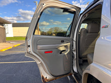 Load image into Gallery viewer, 2005 Chevrolet Tahoe Z71
