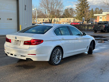 Load image into Gallery viewer, 2017 BMW 540 x-drive
