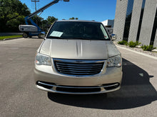 Load image into Gallery viewer, 2013 Chrysler Town and Country Touring L
