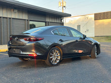 Load image into Gallery viewer, 2021 Mazda Mazda 3 AWD Select
