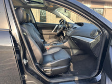 Load image into Gallery viewer, 2012 Mazda Mazda3i SV Grand Touring
