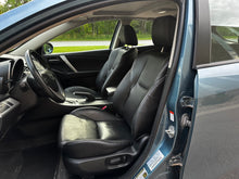 Load image into Gallery viewer, 2011 Mazda Mazda 3S Grand Touring Hatchback
