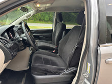 Load image into Gallery viewer, 2013 Dodge Grand Caravan SE

