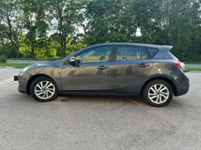 Load image into Gallery viewer, 2013 Mazda Mazda 3i SV Grand Touring
