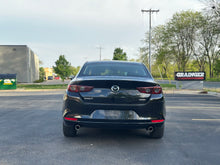 Load image into Gallery viewer, 2020 Mazda Mazda 3 Select
