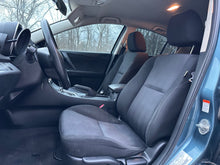 Load image into Gallery viewer, 2010 Mazda Mazda 3i

