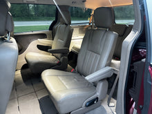 Load image into Gallery viewer, 2016 Chrysler Town and Country Touring
