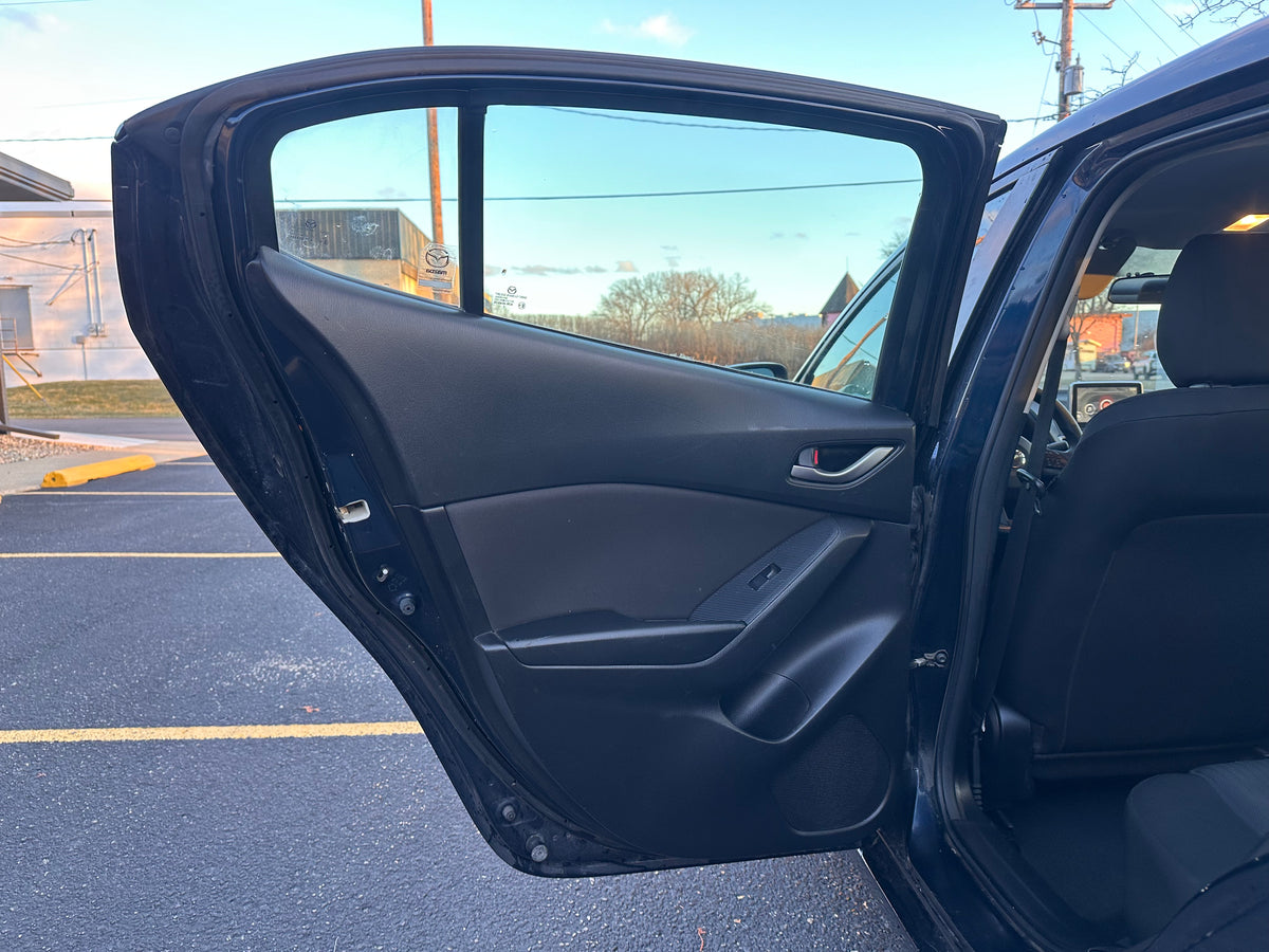 2016 Mazda Mazda 3i