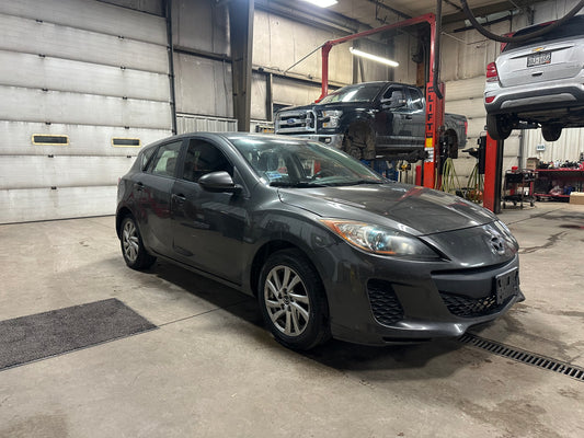 2013 Mazda Mazda3i SV