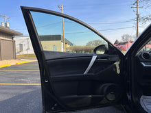 Load image into Gallery viewer, 2012 Mazda Mazda3i SV Grand Touring
