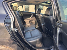 Load image into Gallery viewer, 2012 Mazda Mazda3i SV Grand Touring

