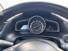 Load image into Gallery viewer, 2014 Mazda Mazda 3i Touring
