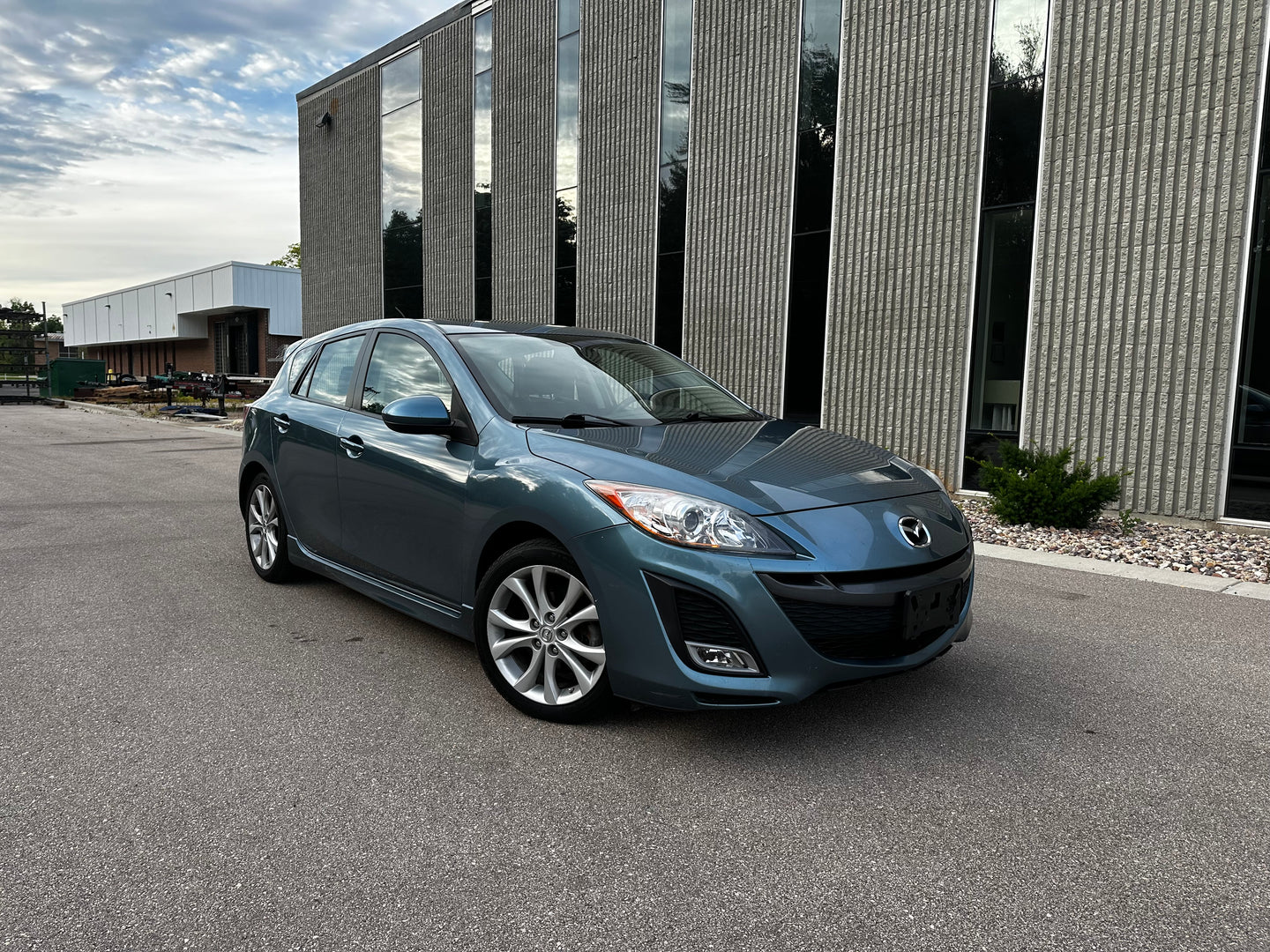 2011 Mazda Mazda 3S Grand Touring Hatchback