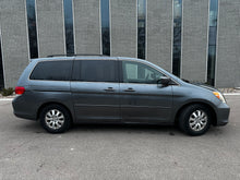 Load image into Gallery viewer, 2010 Honda Odyssey EX
