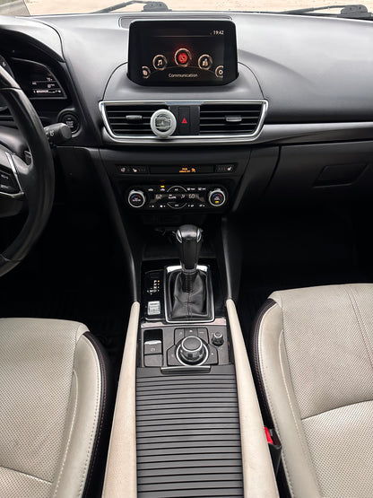 2017 Mazda 3 S Grand Touring