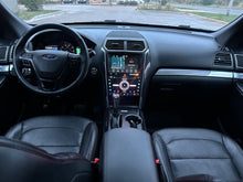 Load image into Gallery viewer, 2018 Ford Explorer Sport
