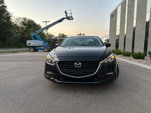 Load image into Gallery viewer, 2017 Mazda Mazda 3i Sport
