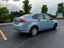 Load image into Gallery viewer, 2009 Ford Focus SE
