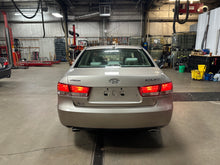 Load image into Gallery viewer, 2008 Hyundai Sonata GLS V6
