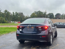 Load image into Gallery viewer, 2015 Mazda Mazda 3i Touring
