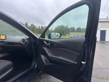 Load image into Gallery viewer, 2015 Mazda Mazda 3i Touring
