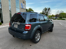 Load image into Gallery viewer, 2011 Ford Escape Limited
