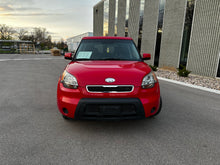 Load image into Gallery viewer, 2010 Kia Soul +
