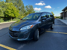 Load image into Gallery viewer, 2012 Mazda Mazda5
