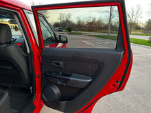 Load image into Gallery viewer, 2010 Kia Soul +
