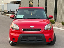 Load image into Gallery viewer, 2010 Kia Soul +
