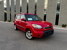 Load image into Gallery viewer, 2010 Kia Soul +
