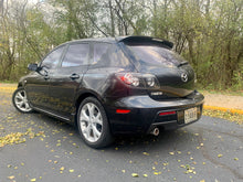 Load image into Gallery viewer, 2007 Mazda Mazda3S Grand Touring Hatchback
