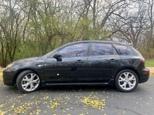 Load image into Gallery viewer, 2007 Mazda Mazda3S Grand Touring Hatchback
