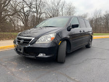 Load image into Gallery viewer, 2007 Honda Odyssey Touring
