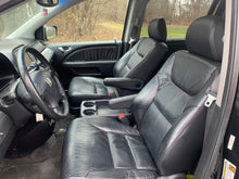 Load image into Gallery viewer, 2007 Honda Odyssey Touring
