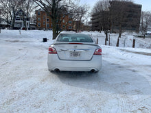 Load image into Gallery viewer, 2013 Nissan Altima 3.5 SV
