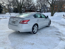 Load image into Gallery viewer, 2013 Nissan Altima 3.5 SV
